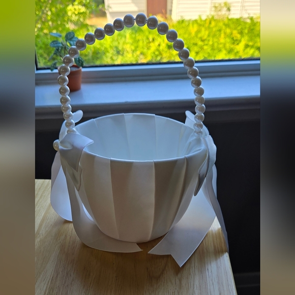 WEDDING LOT! Everything Included. - Picture 7 of 12